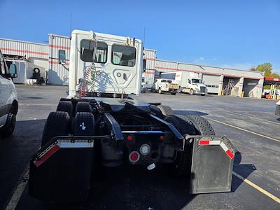 Used 2019 Freightliner Cascadia Detroit DD13 Semi Truck for sale #813601 - photo 2
