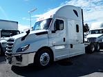 Used 2019 Freightliner Cascadia Detroit Diesel DD15 Semi Truck with Sleeper Cab for sale #815029 - photo 1