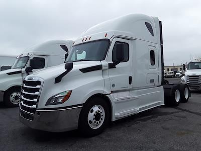 Used 2019 Freightliner Cascadia Detroit Diesel DD15 Semi Truck with Sleeper Cab for sale #821354 - photo 1