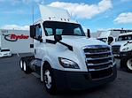 2018 Freightliner Cascadia Day Cab 6x4 Semi Truck for sale #822616 - photo 4