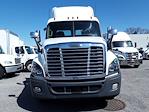 Used 2019 Freightliner Cascadia Detroit Diesel DD15 Semi Truck for sale #827832 - photo 3