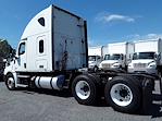 Used 2019 Freightliner Cascadia Detroit Diesel DD15 Semi Truck with Sleeper Cab for sale #830479 - photo 2