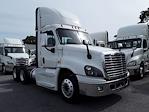 Used 2019 Freightliner Cascadia Detroit DD13 Semi Truck for sale #832257 - photo 4
