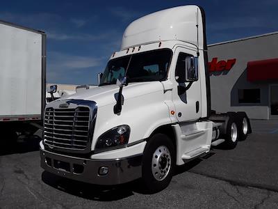 2019 Freightliner Cascadia Day Cab 6x4 Semi Truck for sale #832258 - photo 1