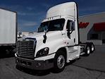 2019 Freightliner Cascadia Day Cab 6x4 Semi Truck for sale #832258 - photo 1