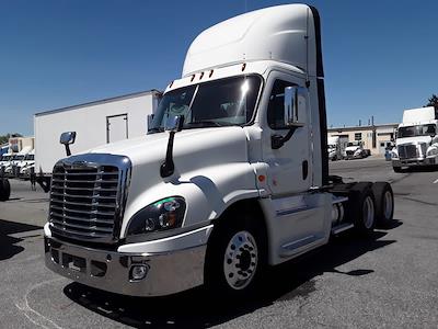 Used 2019 Freightliner Cascadia Detroit DD13 Semi Truck for sale #832261 - photo 1