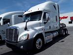 Used 2019 Freightliner Cascadia Detroit Diesel DD15 Semi Truck with Sleeper Cab for sale #834139 - photo 1