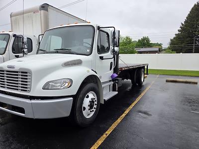 Used 2018 Freightliner M2 106 Conventional Cab Flatbed Truck for sale #835458 - photo 1