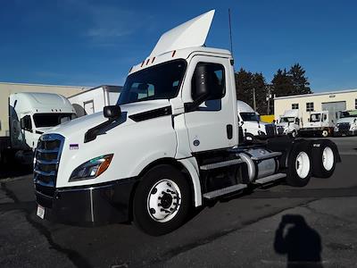 Used 2019 Freightliner Cascadia Detroit Diesel DD15 Semi Truck for sale #868162 - photo 1