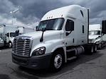 Used 2020 Freightliner Cascadia Detroit Diesel DD15 Semi Truck with Sleeper Cab for sale #881159 - photo 1