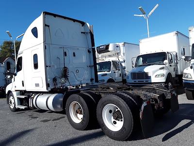 Used 2020 Freightliner Cascadia Detroit Diesel DD15 Semi Truck with Sleeper Cab for sale #894968 - photo 2