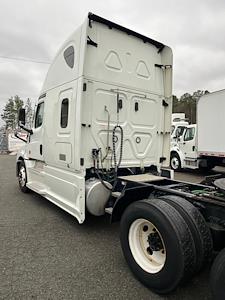 Used 2021 Freightliner Cascadia Detroit Diesel DD15 Semi Truck with Sleeper Cab for sale #513232 - photo 2