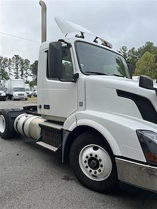 Used 2016 Volvo VNL Volvo D13 Semi Truck for sale #644407 - photo 1