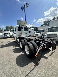 Used 2019 Freightliner Cascadia Detroit Diesel DD15 Semi Truck for sale #804259 - photo 2