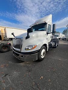 Used 2019 International LT International A26 Semi Truck for sale #874042 - photo 1
