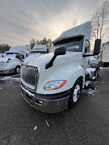 Used 2019 International LT International A26 Semi Truck for sale #874045 - photo 1