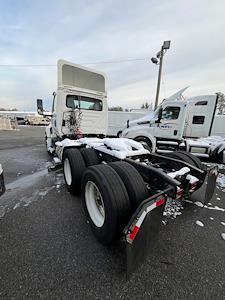 Used 2019 International LT International A26 Semi Truck for sale #874045 - photo 2