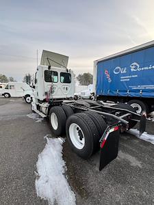 Used 2020 Freightliner Cascadia Detroit Diesel DD15 Semi Truck for sale #880786 - photo 2