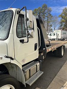 Used 2020 Freightliner M2 106 Conventional Cab Flatbed Truck for sale #881585 - photo 1