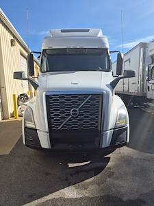 Used 2020 Volvo VNL - photo 1