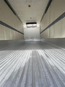 Used 2019 Isuzu NRR - photo 1