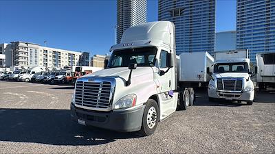 Used 2019 Freightliner Cascadia Detroit DD13 Semi Truck for sale #861310 - photo 1
