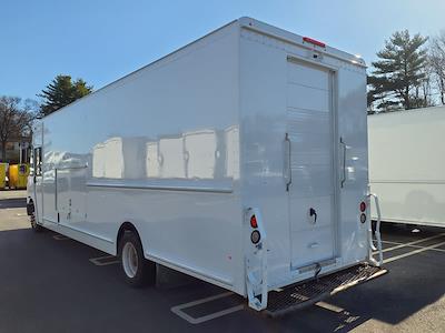 Used 2017 Freightliner MT 55 Step Van / Walk-in for sale #664886 - photo 2