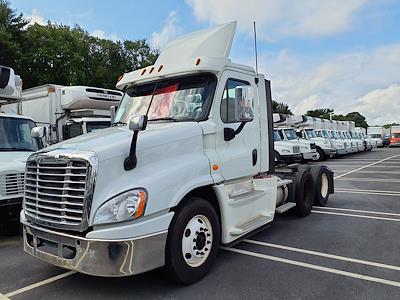 2017 Freightliner Cascadia Day Cab 6x4 Semi Truck for sale #670603 - photo 1
