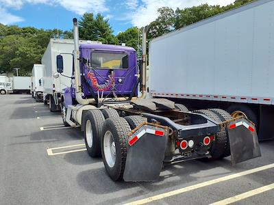 Used 2017 Mack CHU613 Semi Truck for sale #678182 - photo 2