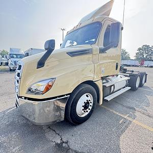 Used 2020 Freightliner Cascadia Detroit DD13 Semi Truck for sale #242846 - photo 1