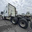 Used 2020 Freightliner Cascadia Detroit Diesel DD15 Semi Truck with Sleeper Cab for sale #264943 - photo 2