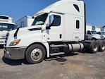 Used 2020 Freightliner Cascadia Detroit Diesel DD15 Semi Truck with Sleeper Cab for sale #264947 - photo 1