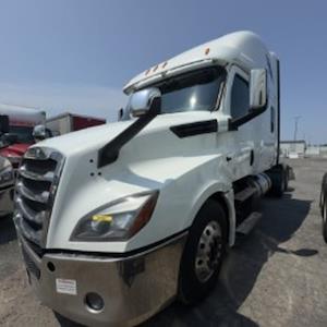 Used 2020 Freightliner Cascadia Detroit Diesel DD15 Semi Truck with Sleeper Cab for sale #264957 - photo 1