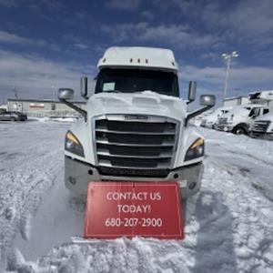 Used 2020 Freightliner Cascadia Detroit Diesel DD15 Semi Truck with Sleeper Cab for sale #264961 - photo 2