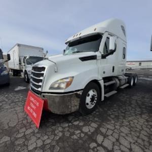 Used 2020 Freightliner Cascadia Detroit Diesel DD15 Semi Truck with Sleeper Cab for sale #290934 - photo 1