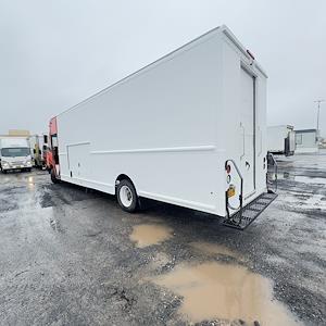 Used 2016 Freightliner MT 55 Step Van / Walk-in for sale #650255 - photo 2