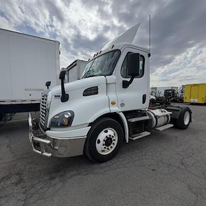 Used 2017 Freightliner Cascadia Detroit DD13 Semi Truck for sale #668299 - photo 1