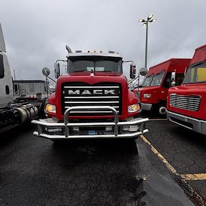 Used 2017 Mack GU813 Cab Chassis for sale #678700 - photo 2