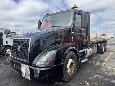 Used 2018 Volvo VNL Flatbed Truck for sale #681309 - photo 1