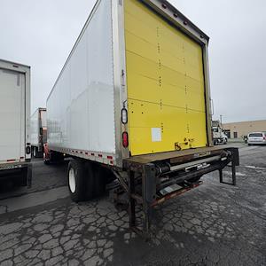 Used 2018 Freightliner M2 106 Conventional Cab Box Truck for sale #681728 - photo 2