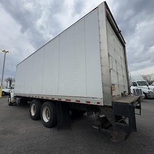 Used 2018 Freightliner M2 106 Conventional Cab Box Truck for sale #748612 - photo 2