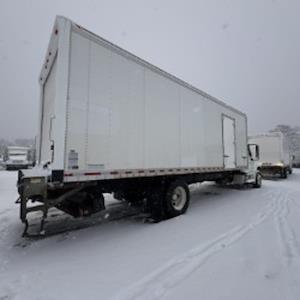 Used 2018 Freightliner M2 106 Conventional Cab Box Truck for sale #834380 - photo 2