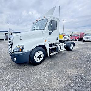 Used 2019 Freightliner Cascadia Detroit DD13 Semi Truck for sale #839402 - photo 1
