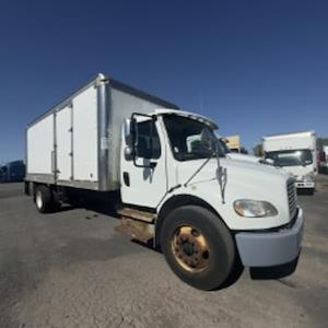 Used 2019 Freightliner M2 106 Conventional Cab Box Truck for sale #862105 - photo 1