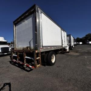 Used 2019 Freightliner M2 106 Conventional Cab Box Truck for sale #862105 - photo 2