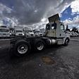 Used 2019 Freightliner Cascadia Detroit Diesel DD15 Semi Truck for sale #863148 - photo 2