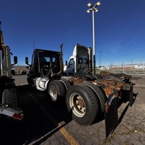 Used 2019 Freightliner Cascadia Detroit Diesel DD15 Semi Truck for sale #873605 - photo 2