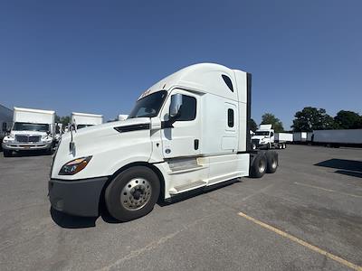 Used 2019 Freightliner Cascadia Detroit Diesel DD15 Semi Truck with Sleeper Cab for sale #873622 - photo 1