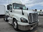 Used 2019 Freightliner Cascadia Detroit DD13 Semi Truck for sale #876787 - photo 2