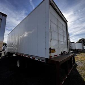 Used 2019 Freightliner M2 106 Conventional Cab Box Truck for sale #877448 - photo 2